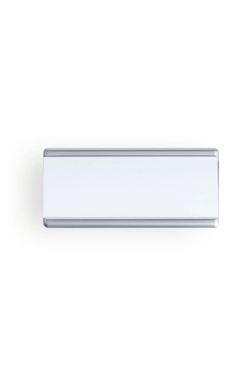 Badge d'identité magnétique argent métallisé 7x3 cm